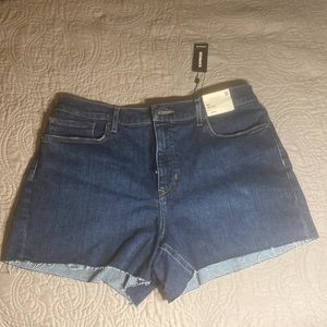 NWT Express midi high rise denim shorts. Size 10.